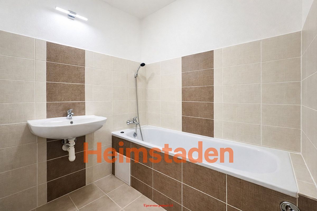 Pronájem bytu 2+1 53 m² – fotografie 4
