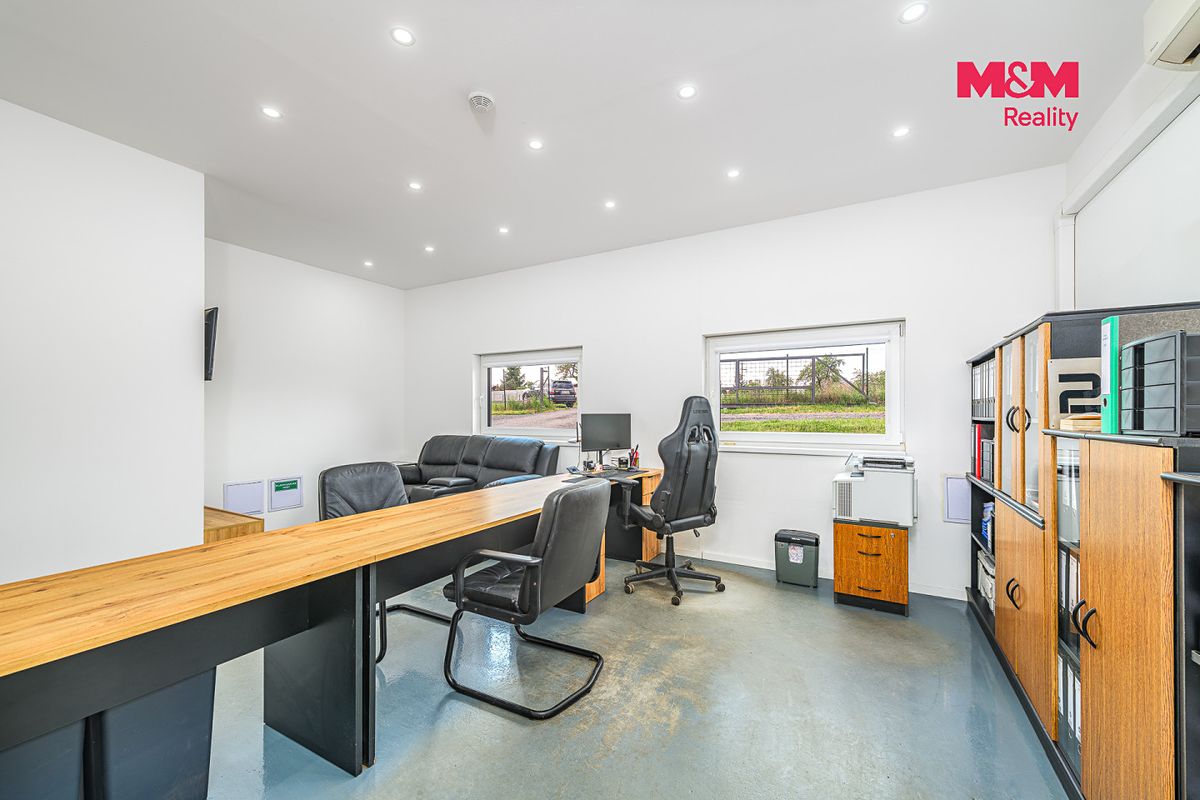 Prodej výrobní haly, prostoru 270 m² – fotografie 4