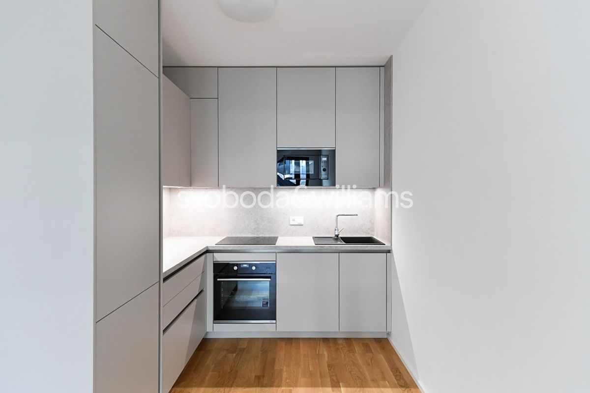 Pronájem bytu 2+kk 50 m² – fotografie 5
