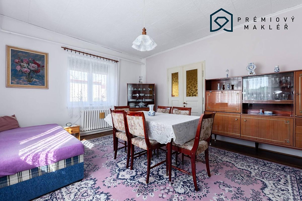 Prodej rodinného domu 170 m², pozemek 825 m² – fotografie 4