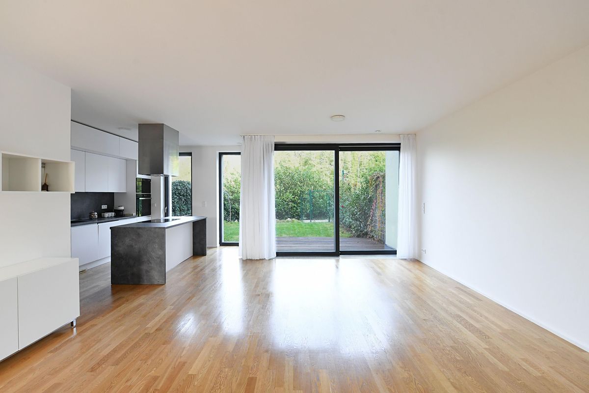Pronájem rodinného domu 210 m², pozemek 207 m²