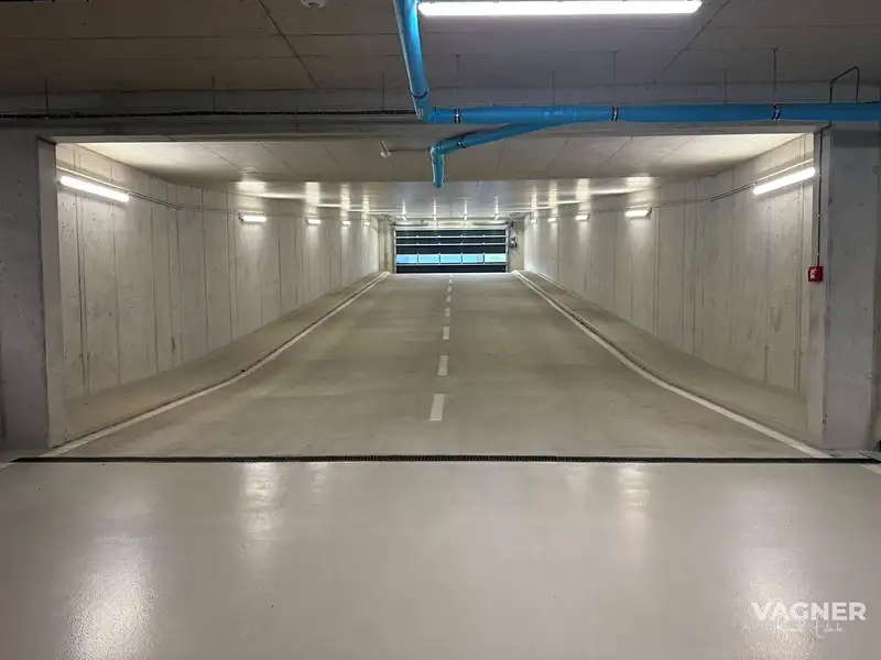 Prodej garážového stání 13 m², Praha – náhled fotky 3
