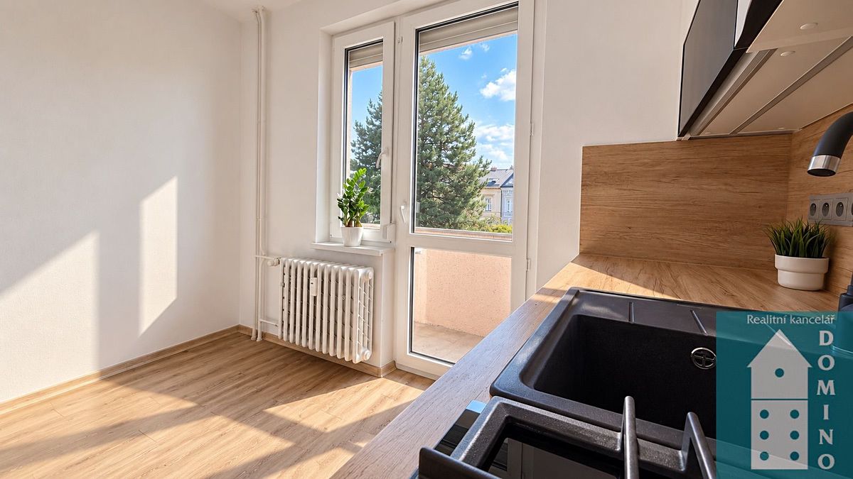 Pronájem bytu 2+1 44 m² – fotografie 2