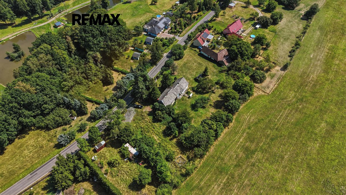 Prodej stavebního pozemku 4047 m² – fotografie 2