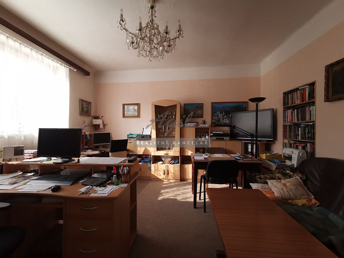 Prodej rodinného domu 200 m², pozemek 312 m² – fotografie 4