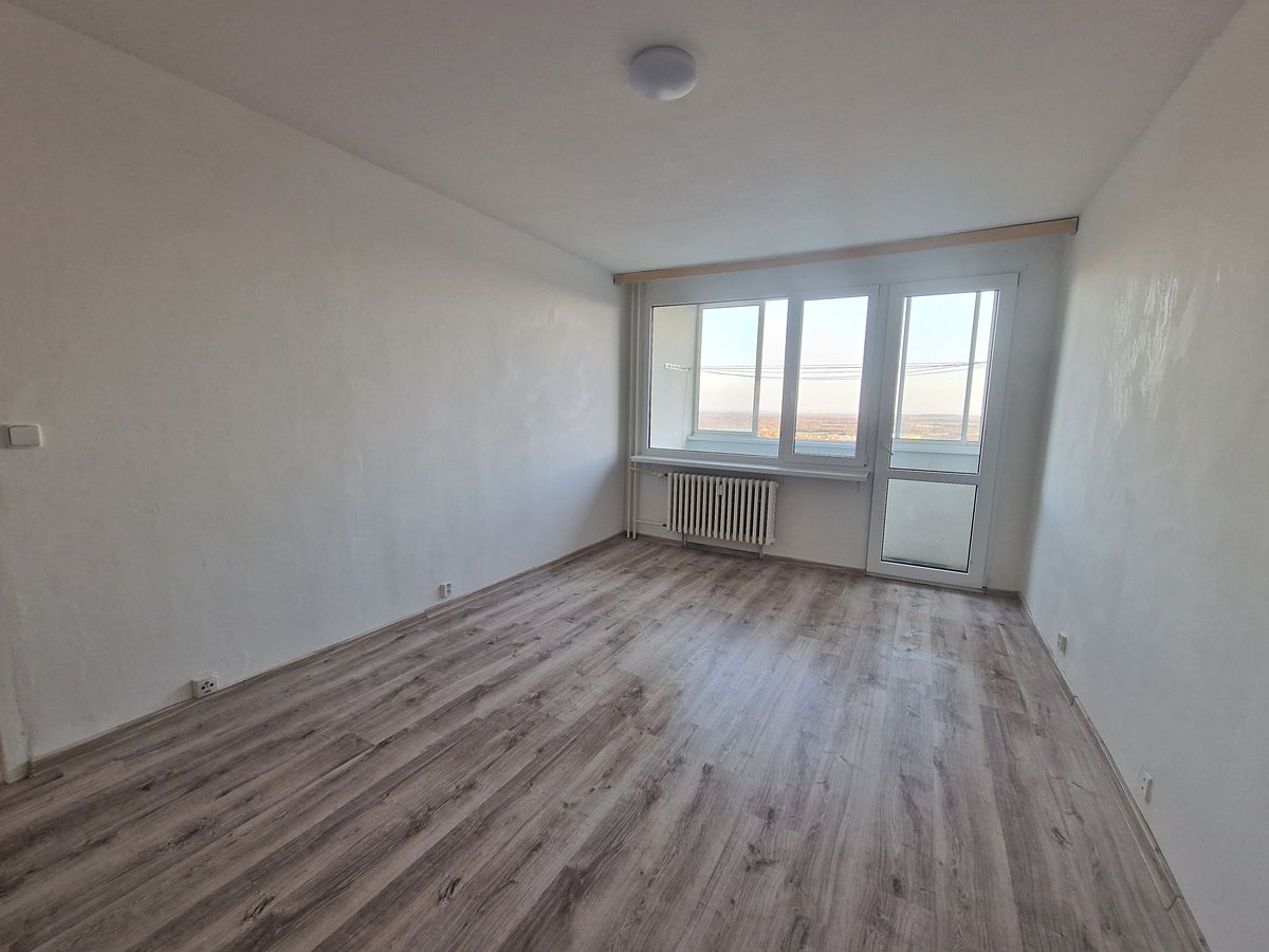 Pronájem bytu 3+1 62 m² – fotografie 2