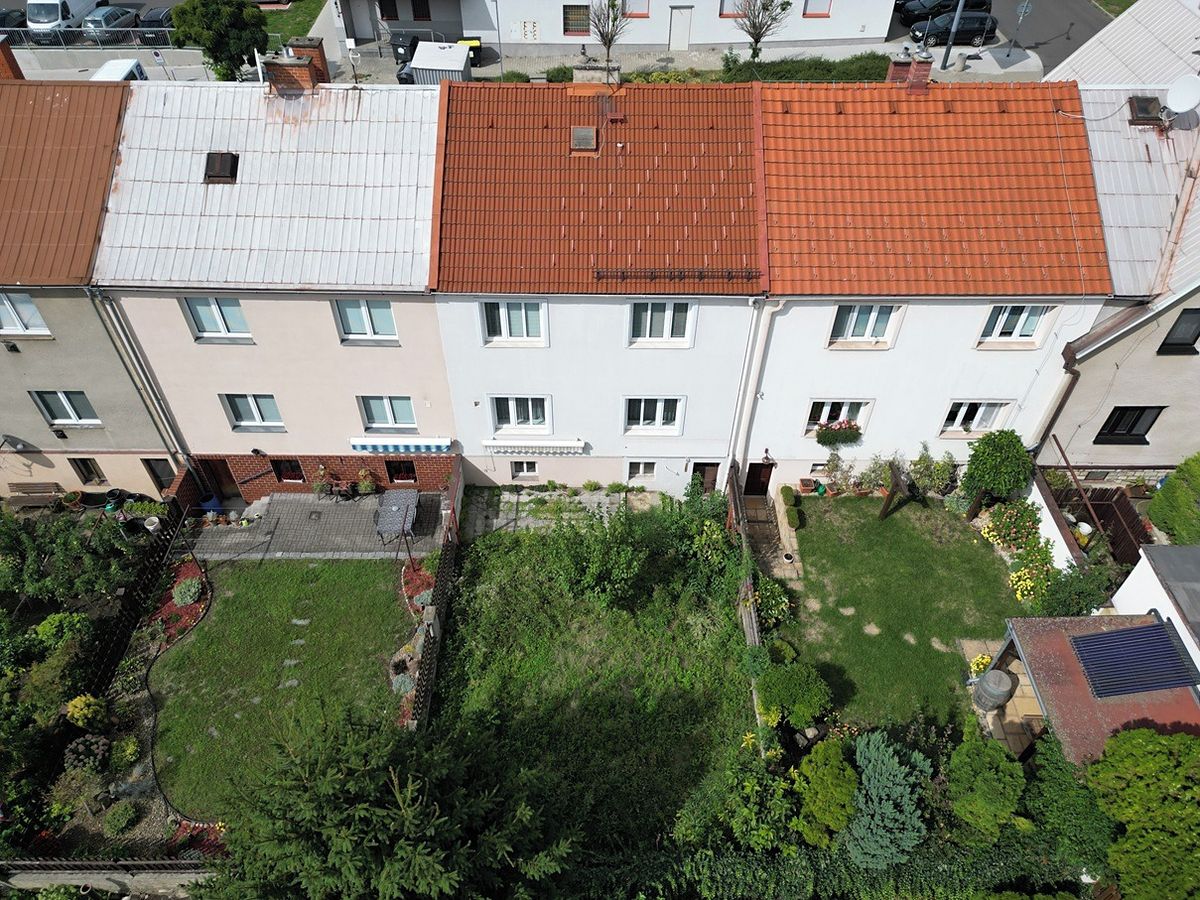 Prodej rodinného domu 140 m², pozemek 207 m² – fotografie 4