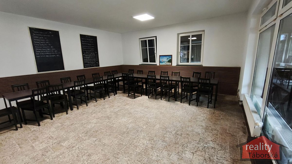 Prodej komerční nemovitosti 241 m² – fotografie 5
