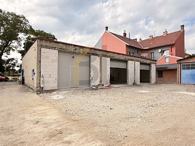 Pronájem garáže 72 m²