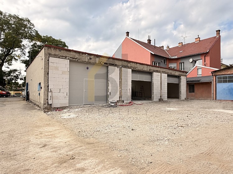 Нерухомість в оренду, 72 м² (1 з 7)