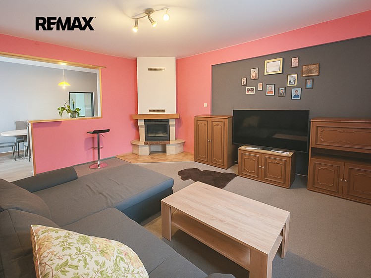 Prodej domu, 230 m² (2 z 42)
