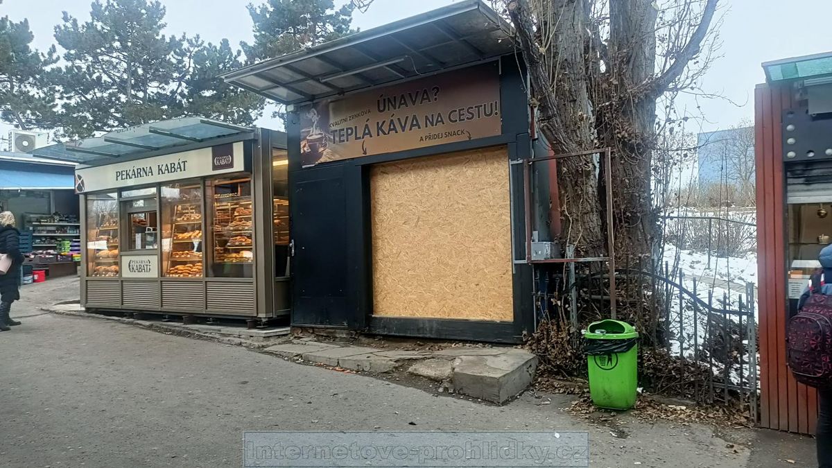 Pronájem obchodního prostoru 18 m² – fotografie 2