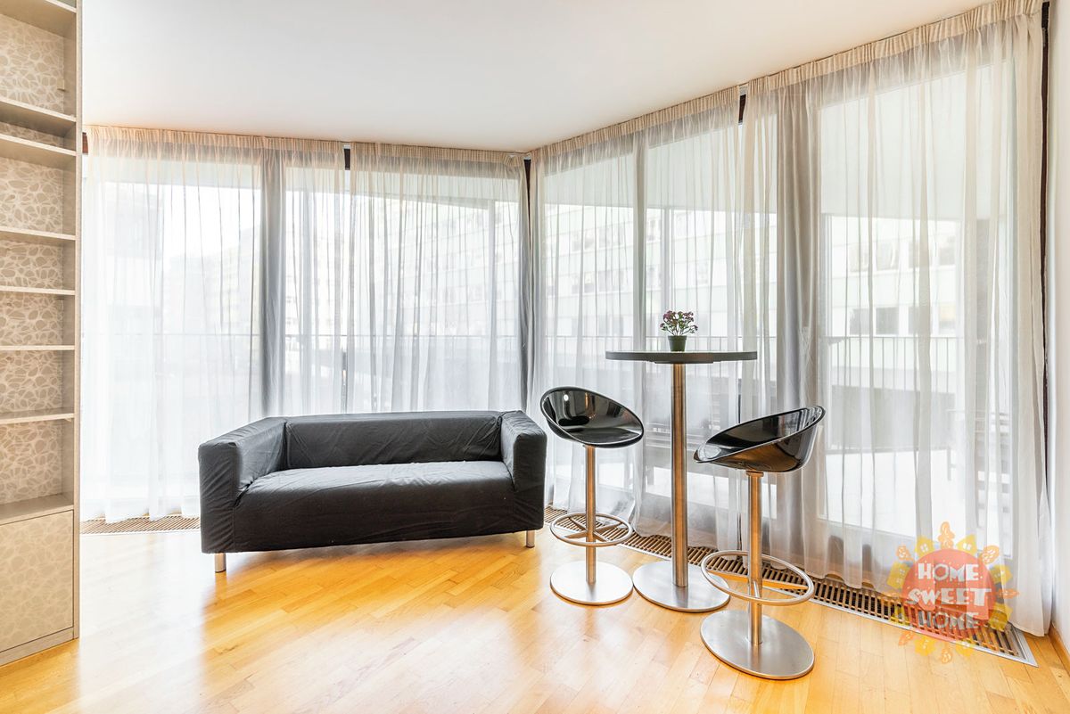Pronájem bytu 1+kk 29 m² – fotografie 4