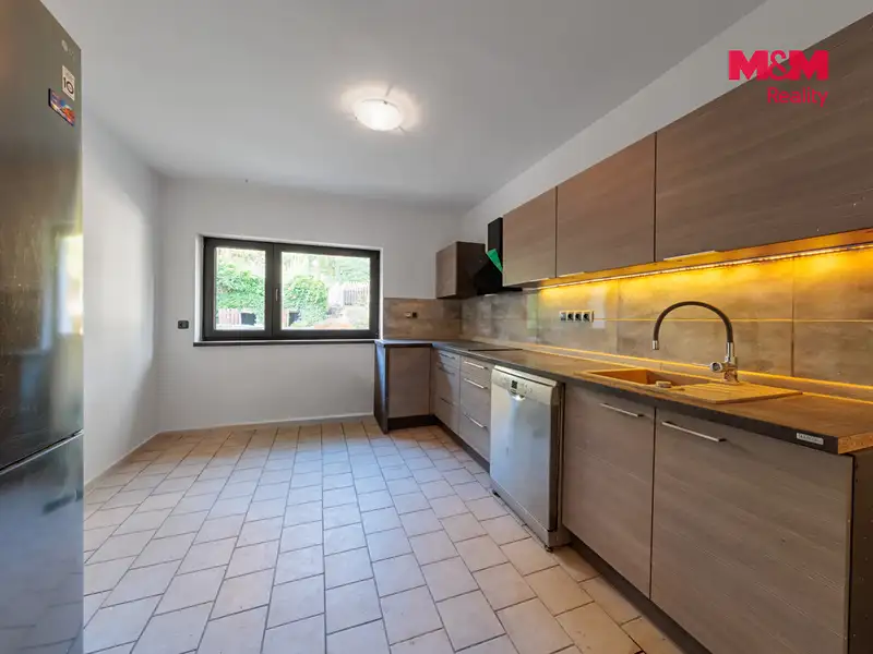 Prodej chalupy 248 m², pozemek 1066 m², Horní Slavkov – náhled fotky 2