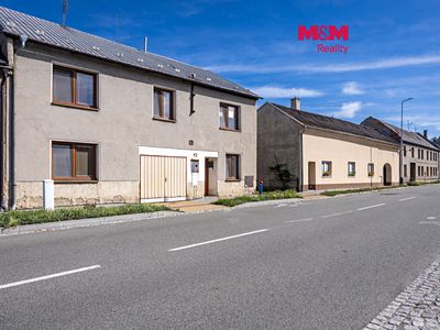 Prodej rodinného domu 242 m², pozemek 242 m²