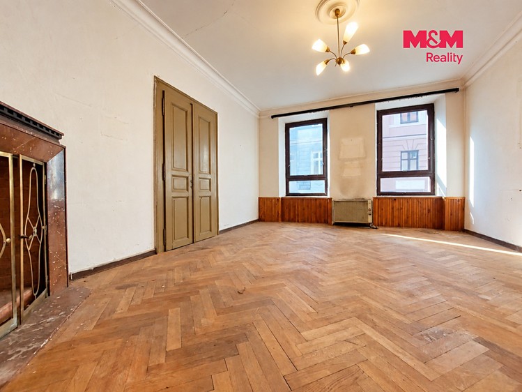 Haus zum Kauf, 230 m² (2 von 30)