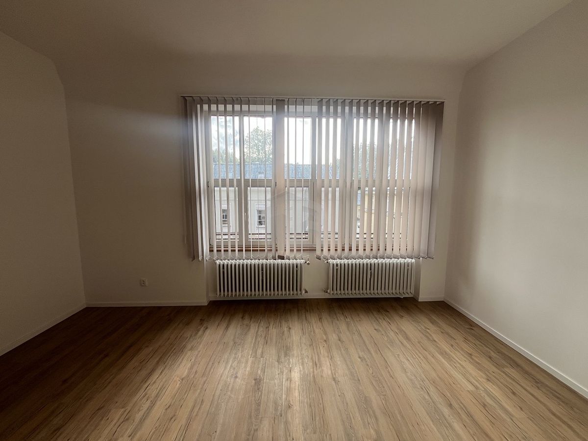 Pronájem bytu 1+kk 35 m² – fotografie 3