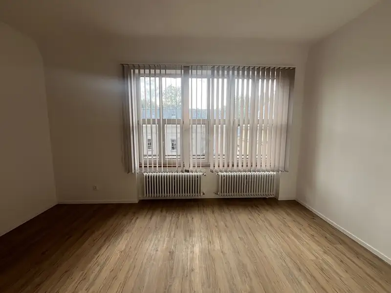 Pronájem bytu 1+kk 35 m², Trutnov – náhled fotky 3