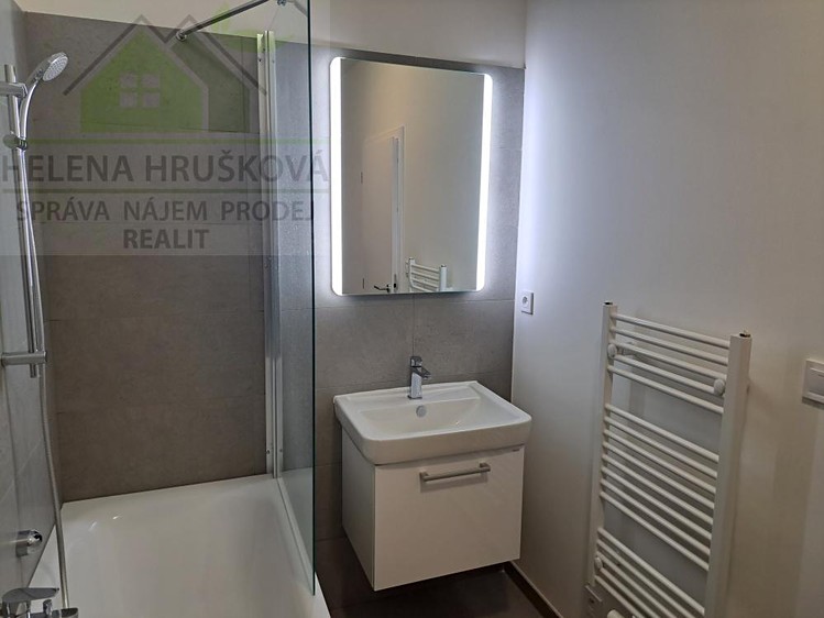 Квартира 2+kk в оренду, 44 м² (17 з 20)