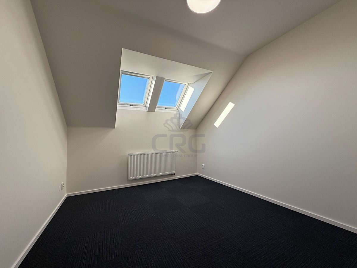 Pronájem kanceláře 11 m², Brno – fotka 1 z 3