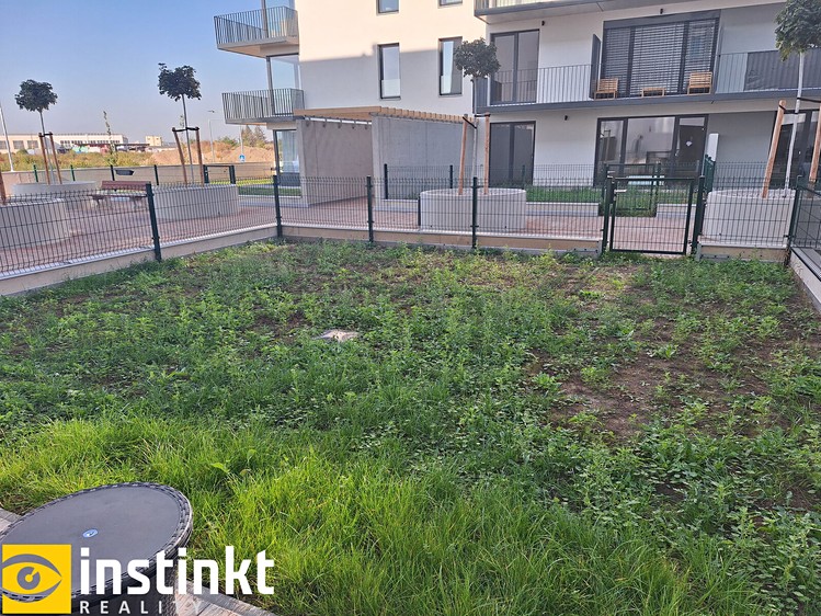 Квартира 1+kk в оренду, 26 м² (9 з 12)