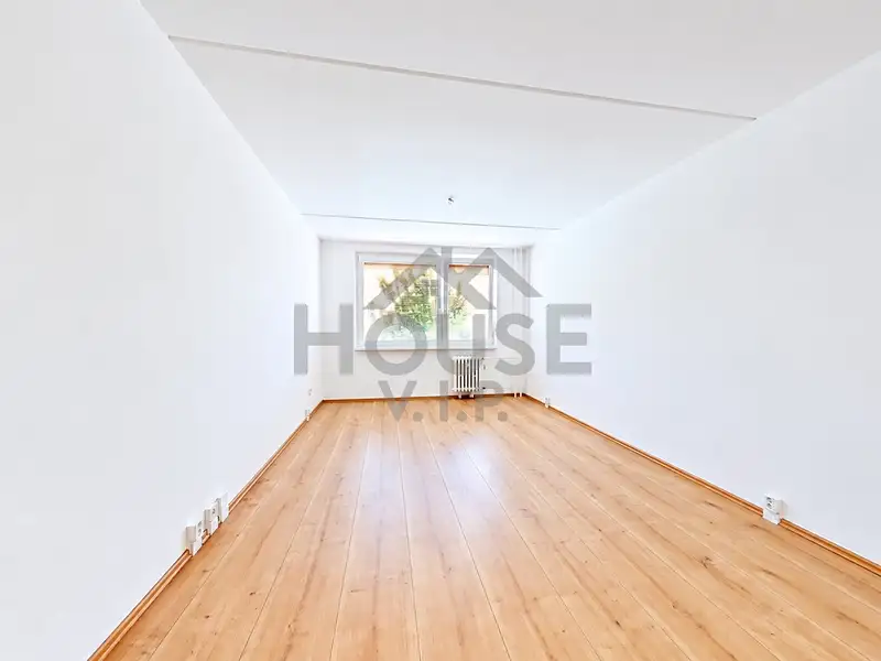 Prodej bytu 1+kk 29 m², Praha – náhled fotky 3