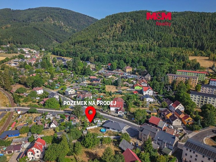 Grundstück zum Kauf, 825 m² (1 von 12)