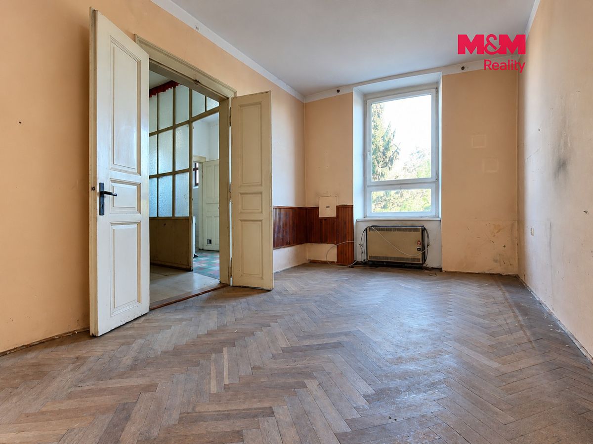 Prodej rodinného domu 230 m², pozemek 524 m² – fotografie 3