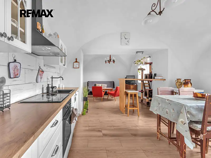 Prodej rodinného domu 237 m², pozemek 6869 m², Šonov – náhled fotky 3