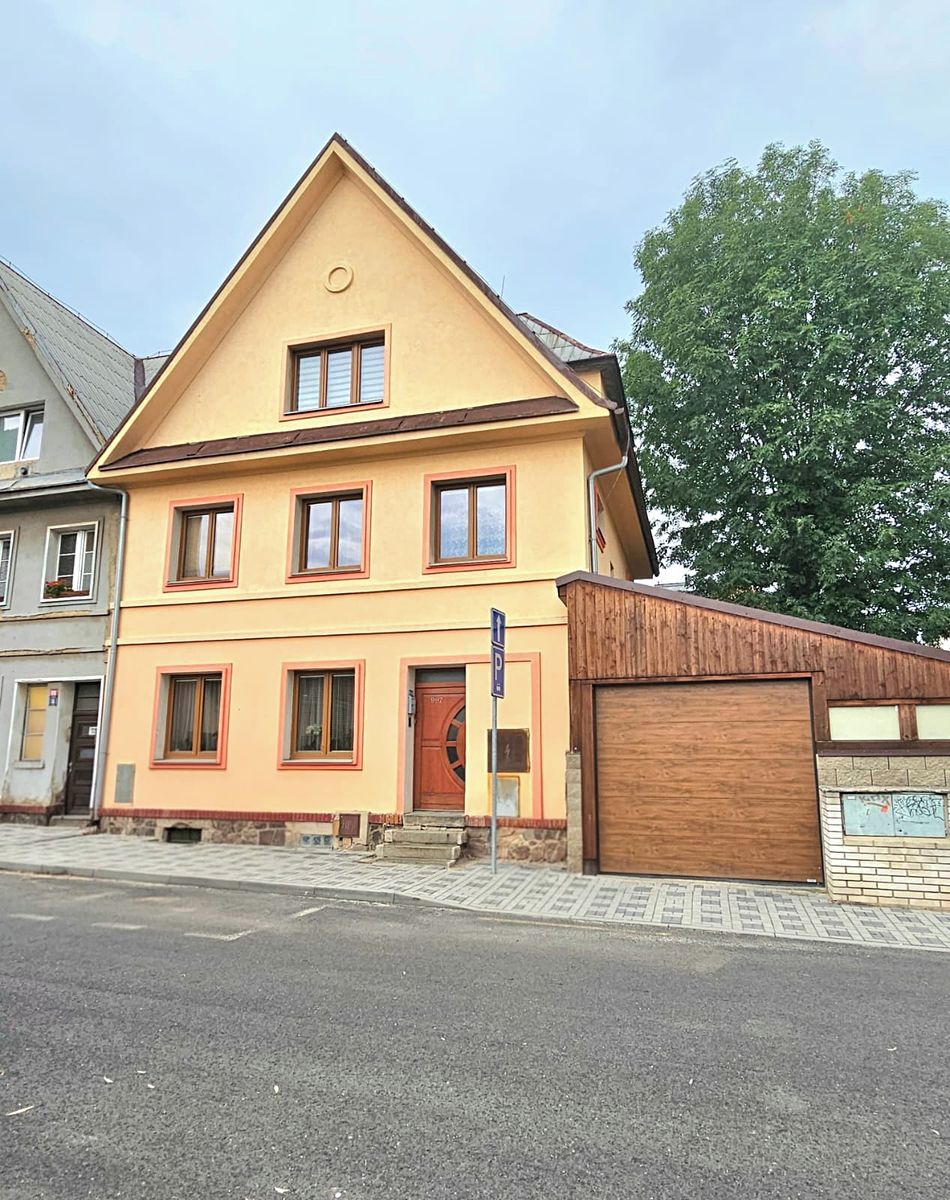 Prodej vícegeneračního domu 210 m², pozemek 261 m²