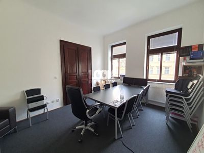 Pronájem kanceláře 65 m²