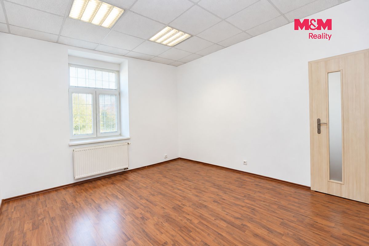 Pronájem kanceláře 56 m² – fotografie 4