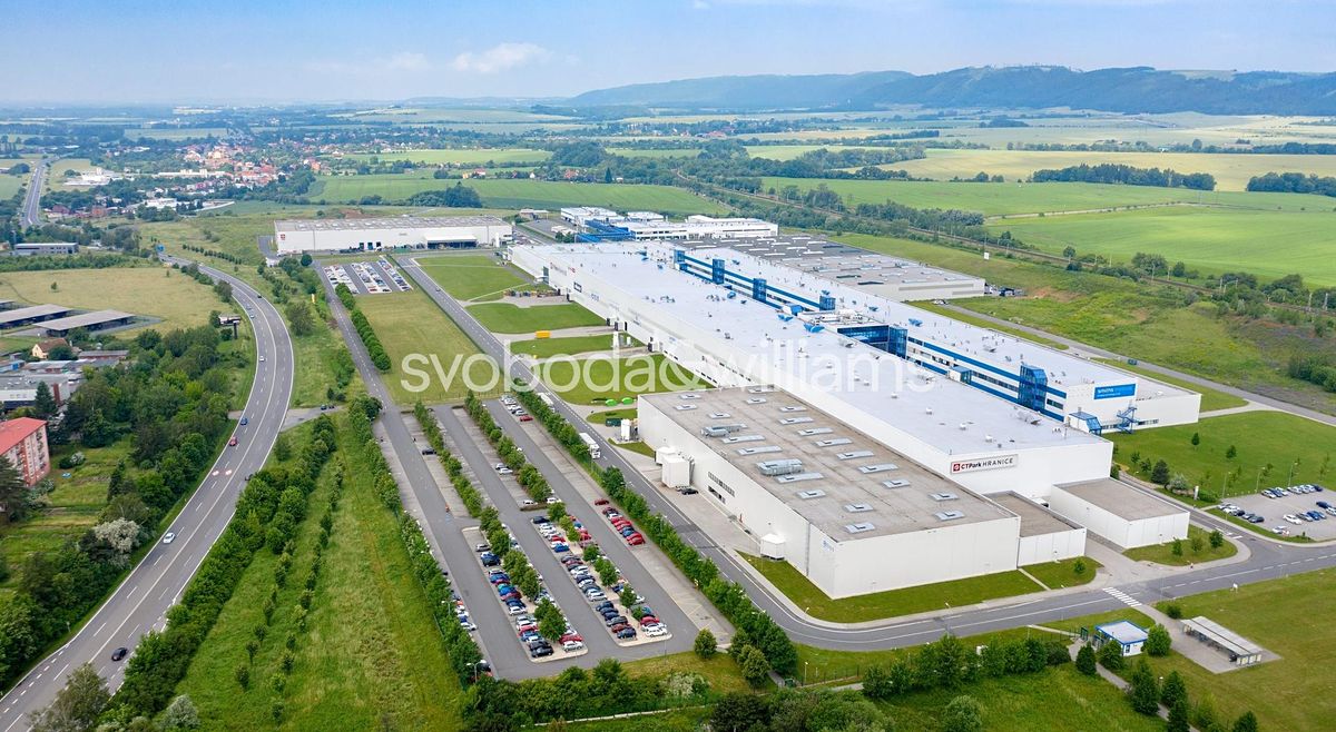 Pronájem výrobní haly, prostoru 3000 m² – fotografie 3