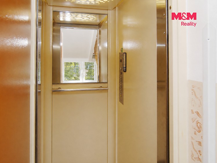 Wohnung 1+1 zum Kauf, 38 m² (11 von 12)