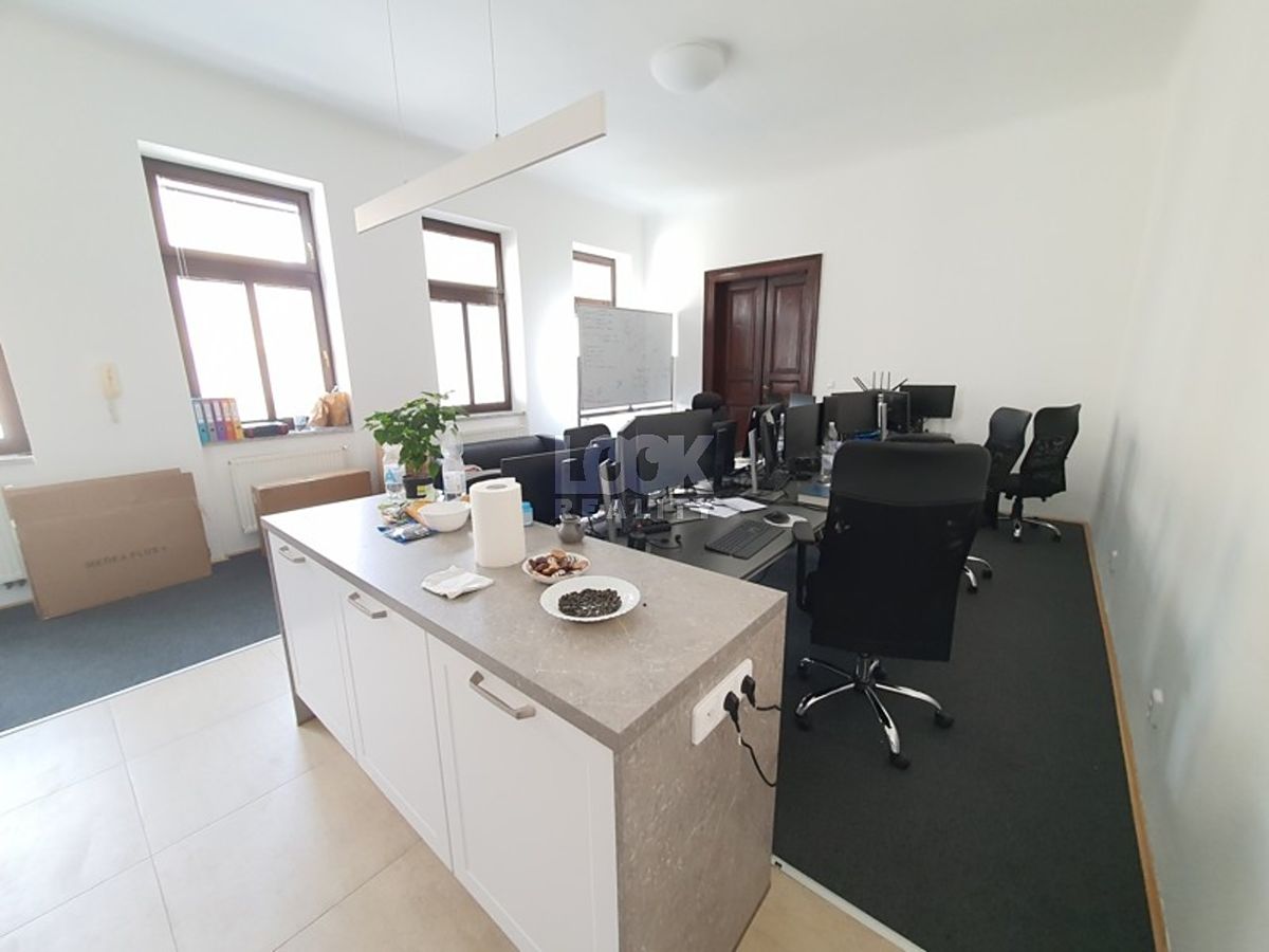 Pronájem kanceláře 65 m² – fotografie 5