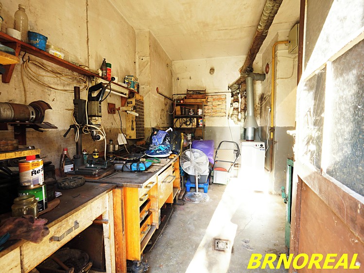 Будинок на продаж, 195 м² (38 з 45)