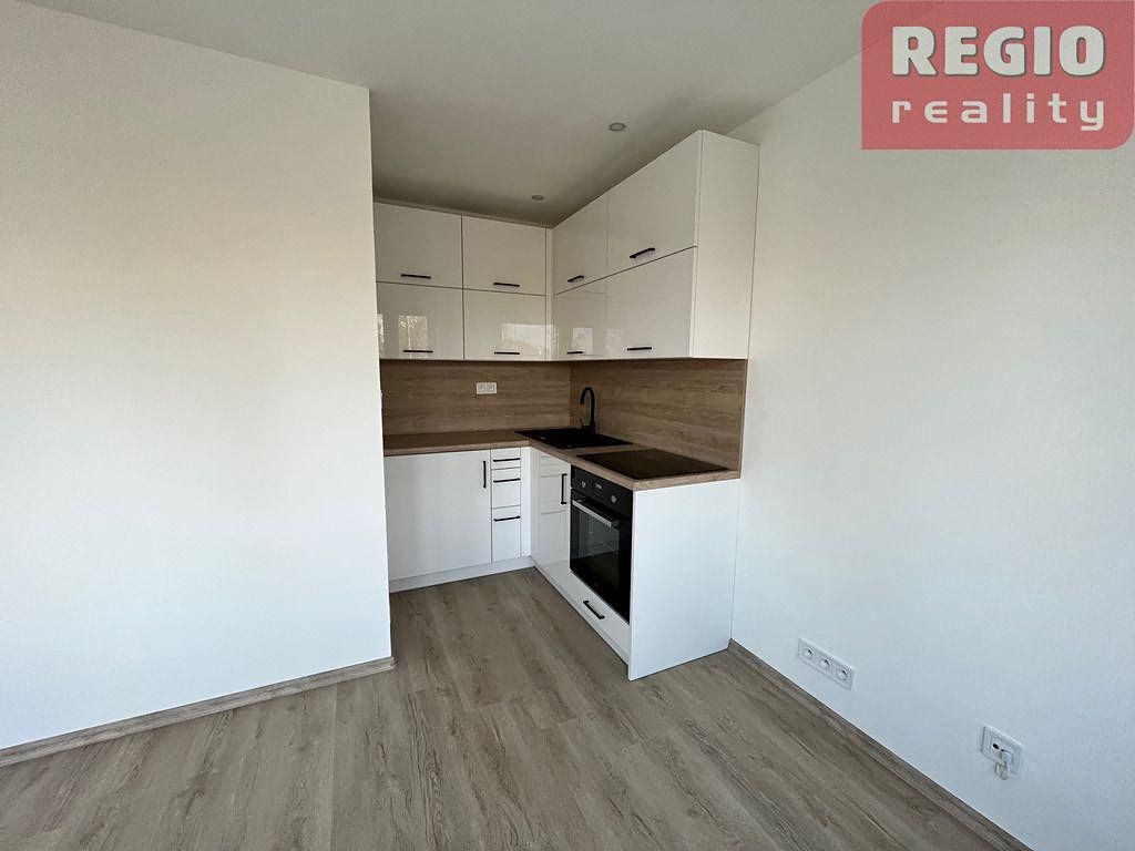 Pronájem bytu 1+kk 23 m² – fotografie 4