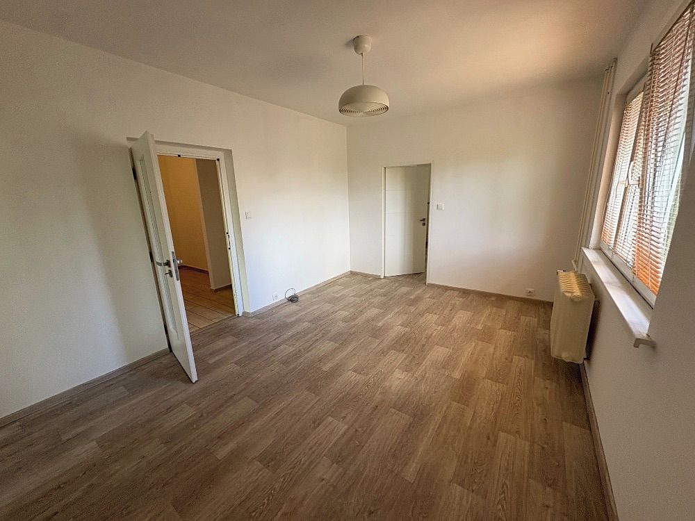 Pronájem bytu 3+1 55 m² – fotografie 4