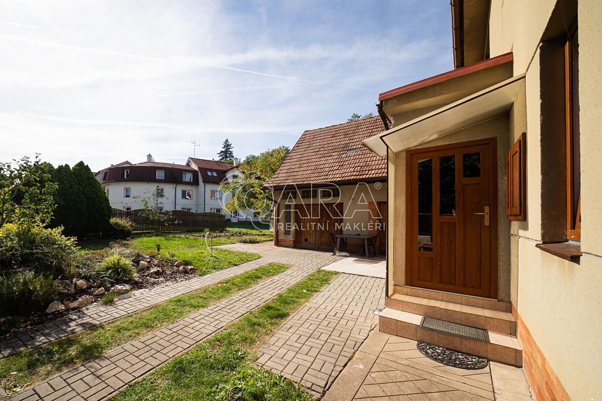 Pronájem rodinného domu 250 m², pozemek 520 m²