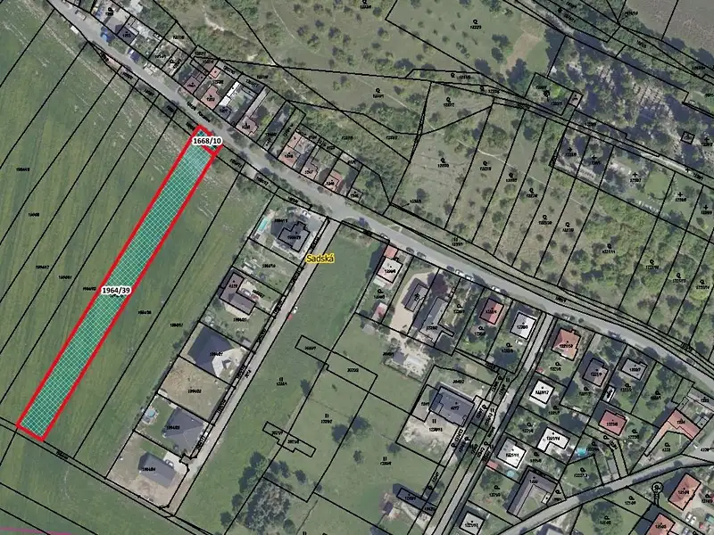 Prodej pole 2772 m², Sadská – náhled fotky 1