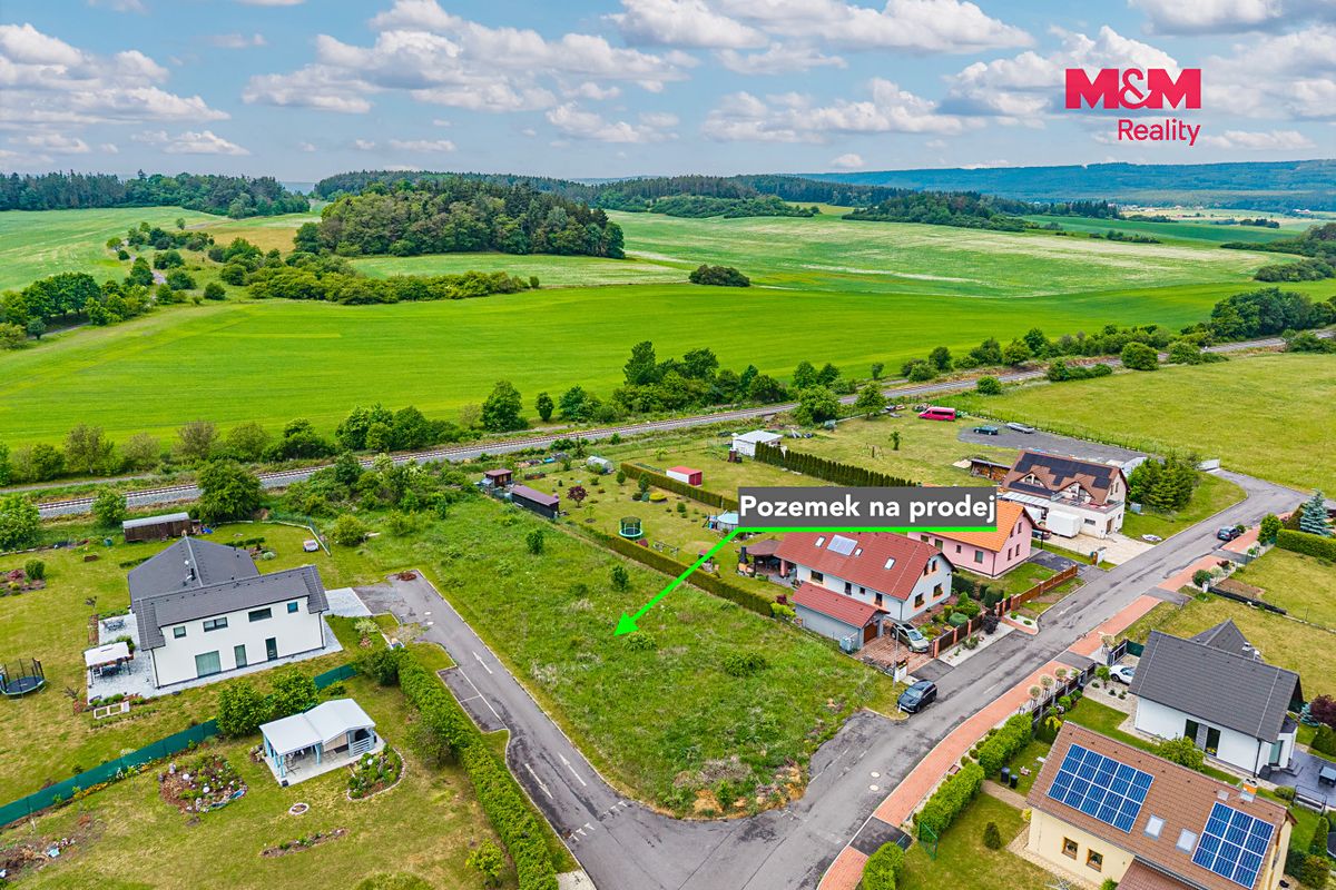 Prodej stavebního pozemku 1604 m² – fotografie 2