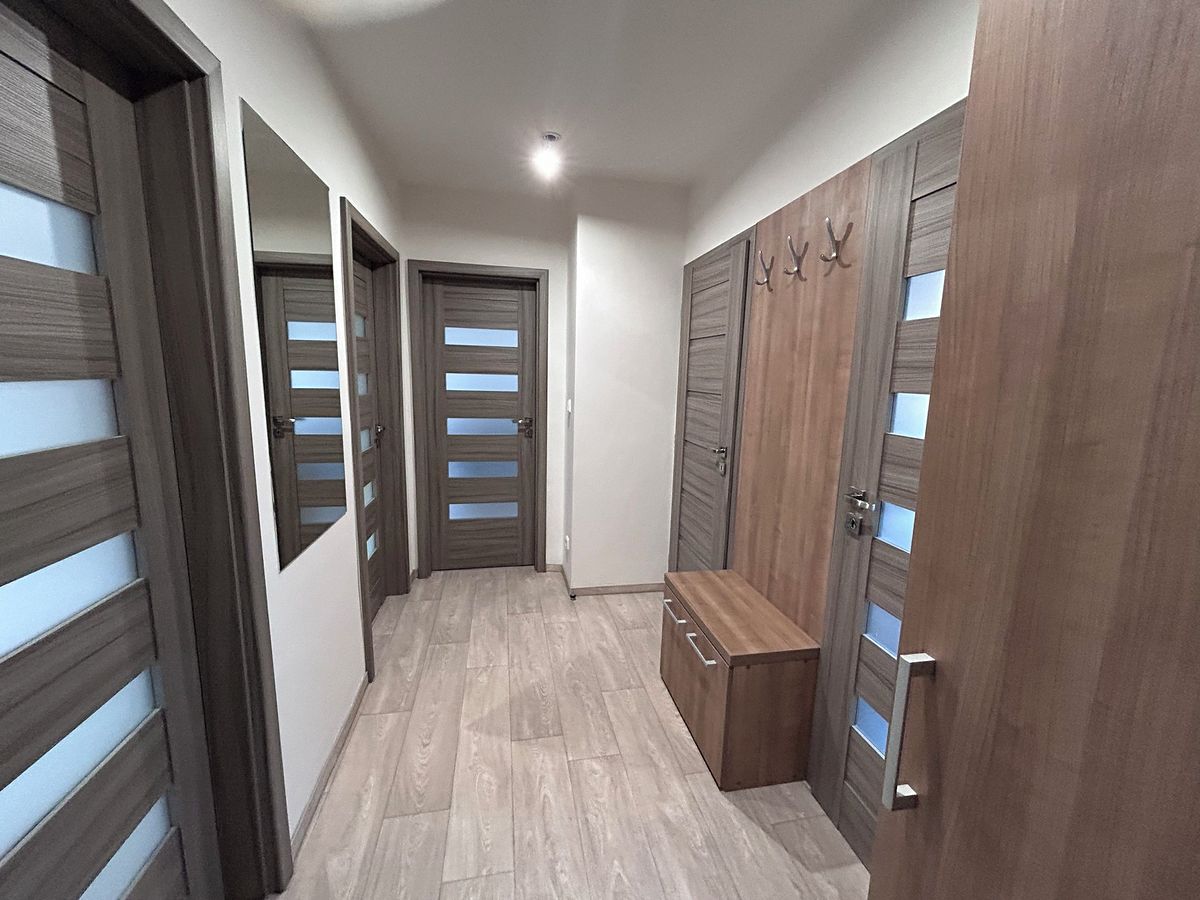 Pronájem bytu 2+1 55 m² – fotografie 4