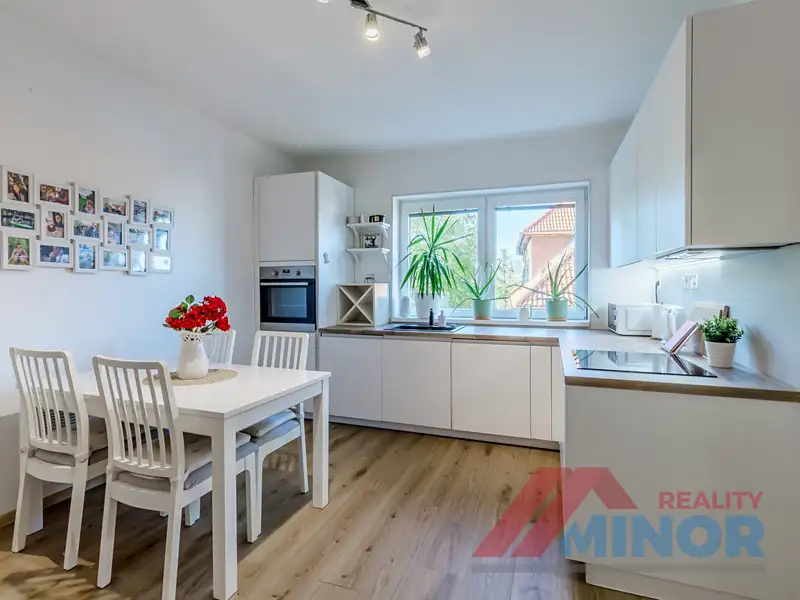 Prodej bytu 1+1 42 m², Buštěhrad – náhled fotky 1