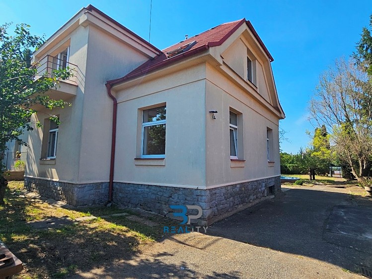 Haus zum Kauf, 158 m² (1 von 22)