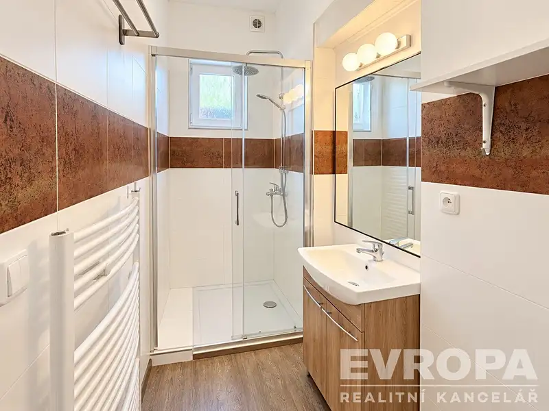 Prodej bytu 2+1 66 m², Nový Bor – náhled fotky 3