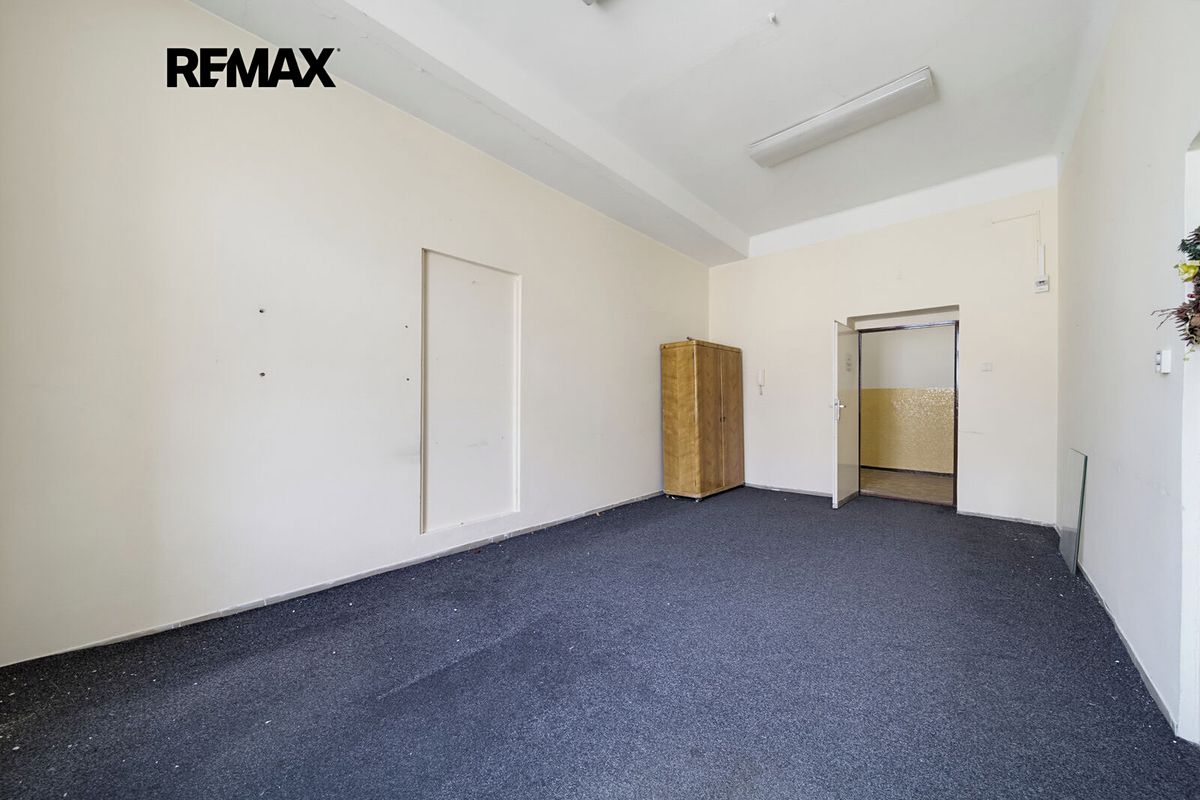 Prodej kanceláře 61 m² – fotografie 5
