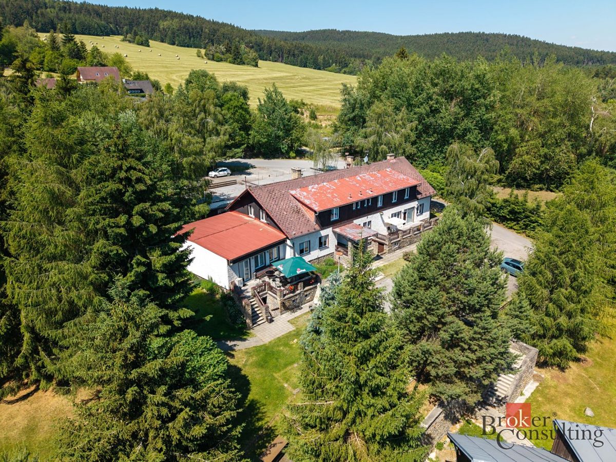 Prodej komerční nemovitosti 1664 m² – fotografie 4