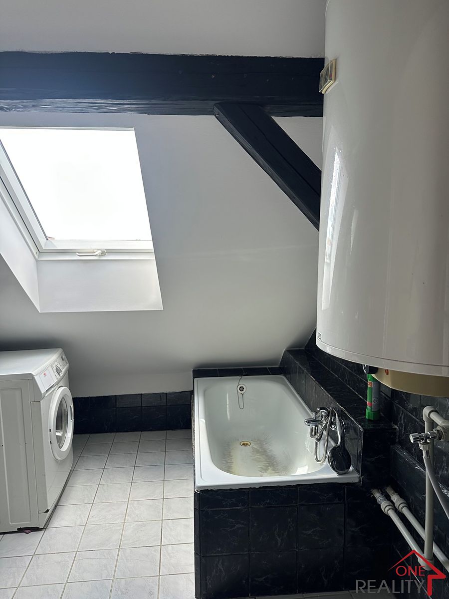 Pronájem bytu 3+1 90 m² – fotografie 5