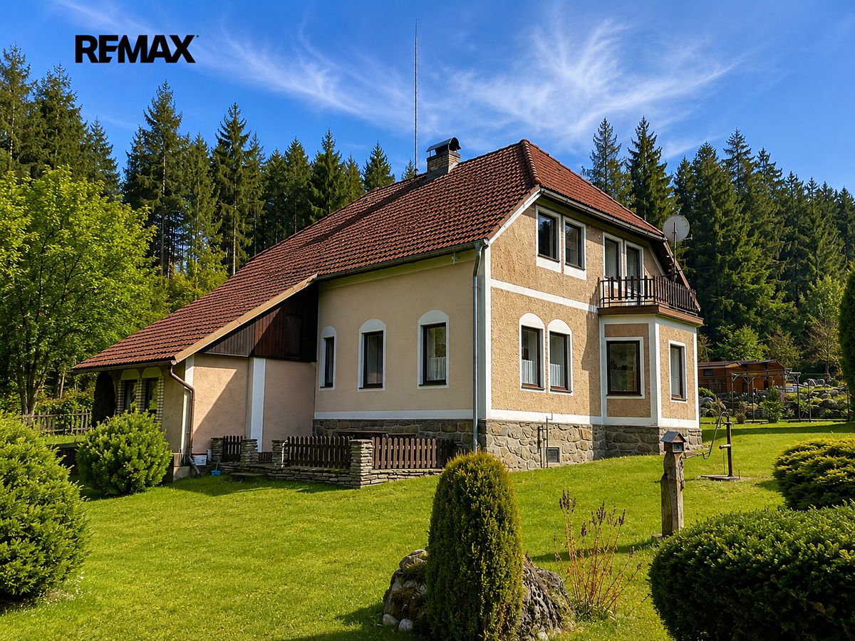 Prodej vícegeneračního domu 199 m², pozemek 1162 m², Loučovice – fotka 1 z 3