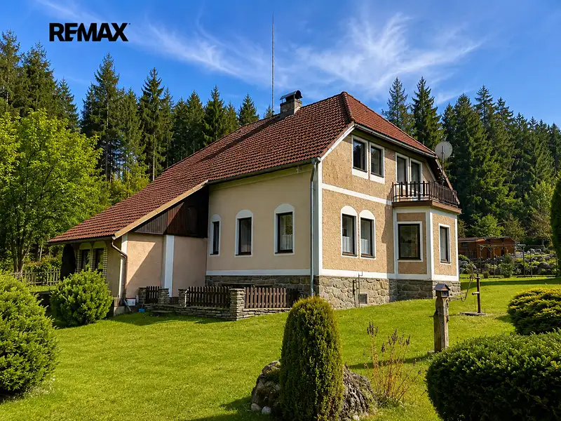 Prodej vícegeneračního domu 199 m², pozemek 1162 m², Loučovice – náhled fotky 1